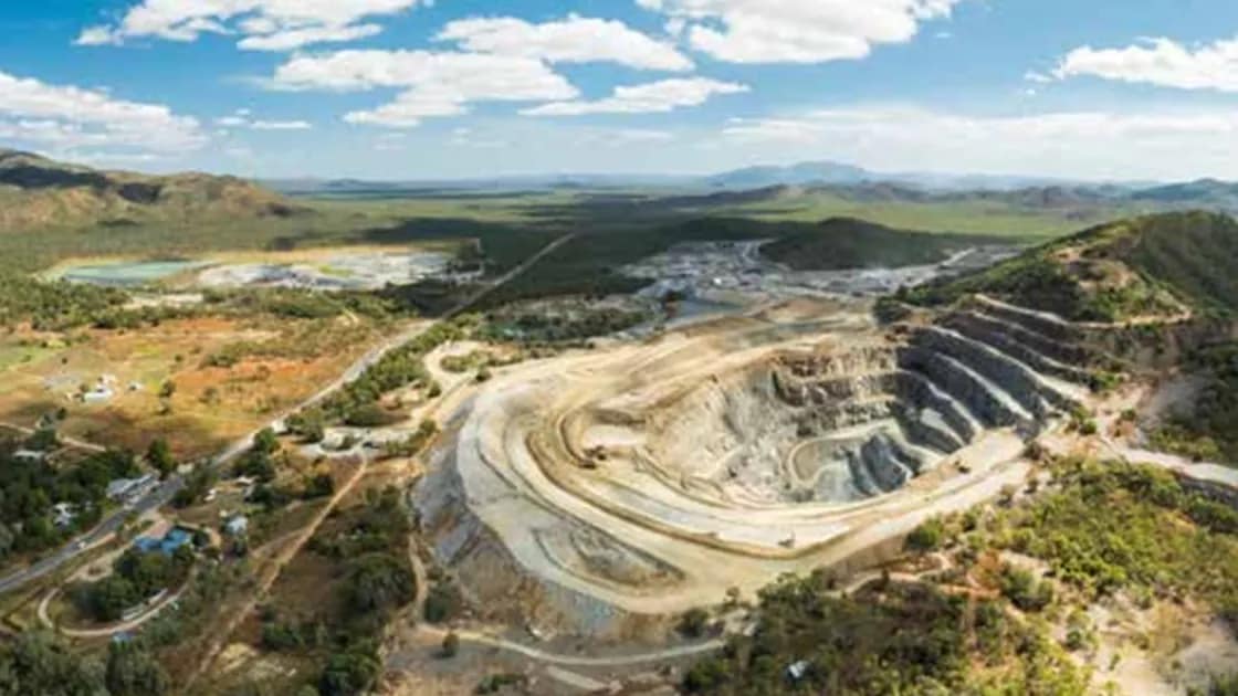 EQ Resources Locks In Global Tungsten Offtake Deals Amid China Export Cuts