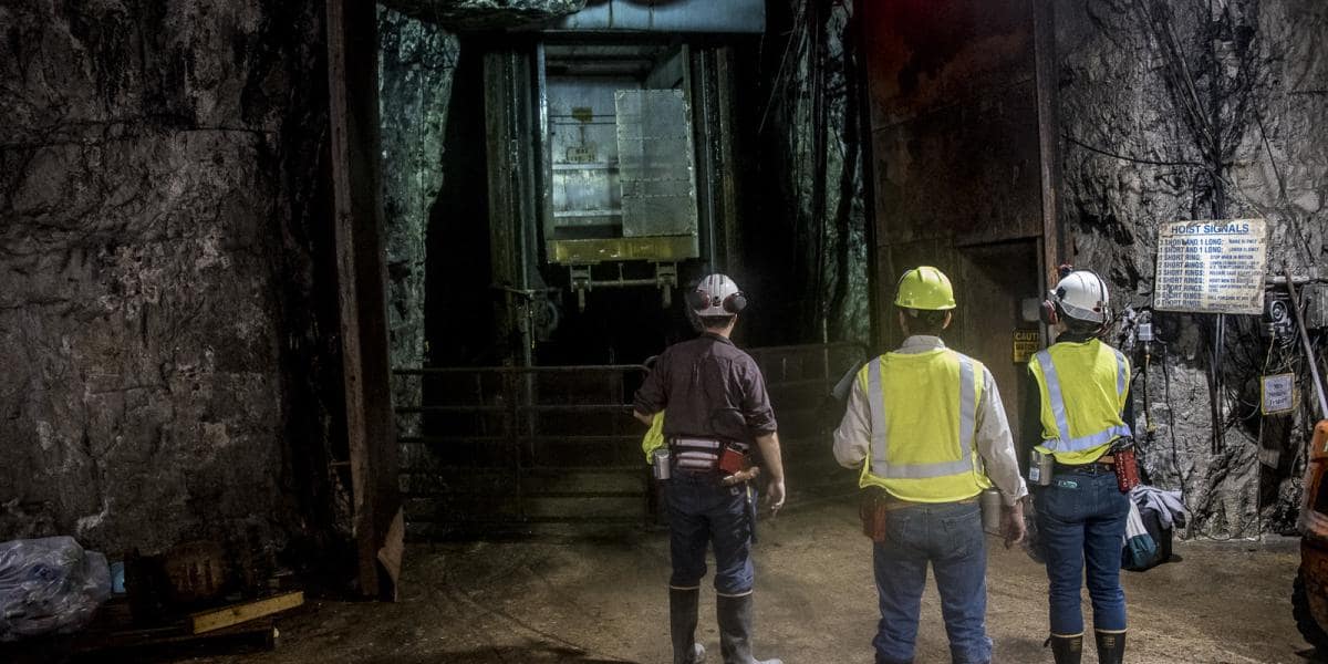 Trump-Era FAST-41 Expansion Boosts U.S. Critical Mineral Projects