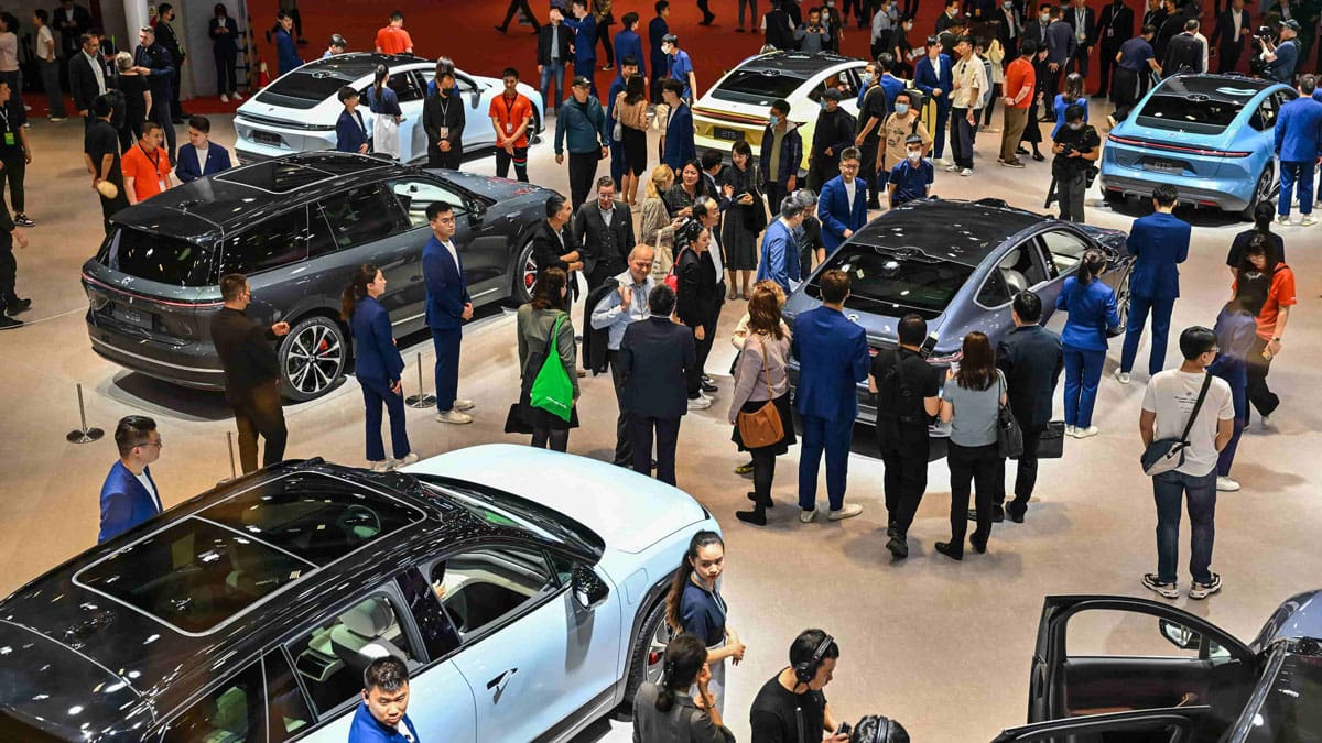 China and EU Restart EV Trade Talks Amid U.S. Tariff Escalation