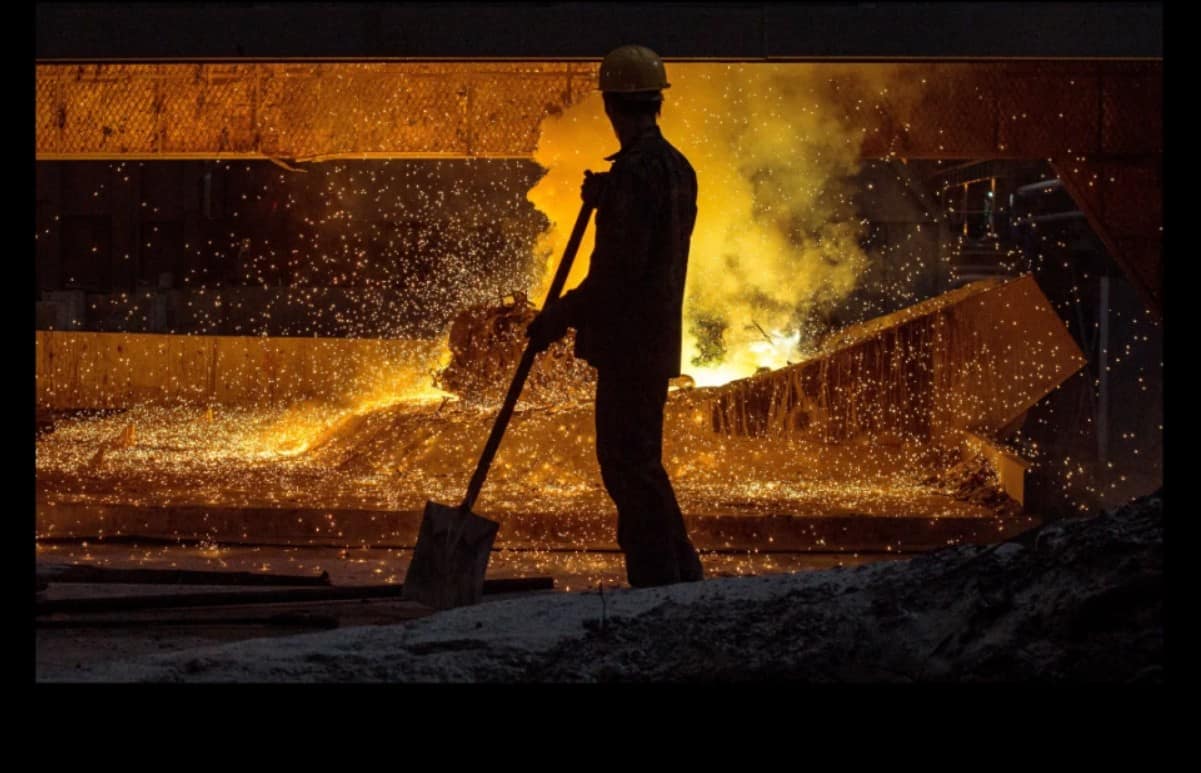 Global Steel Production Falls 3.8% Year-on-Year in May 2025