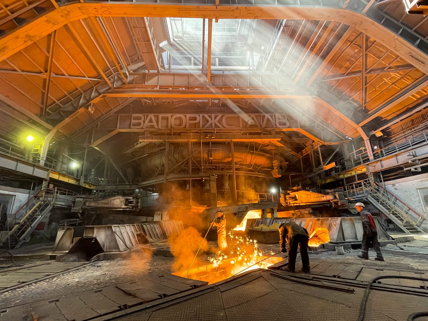 The Decline of the Ukrainian Steel Trading Market Amid Economic Challenges