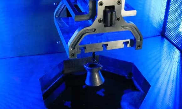 Additive Manufacturing Solutions Invests in Holdson’s Electroform Technology for Enhanced Post-Processing