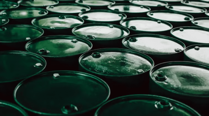 Oil Prices Drop Over 2% Amid Rising US-China Tensions