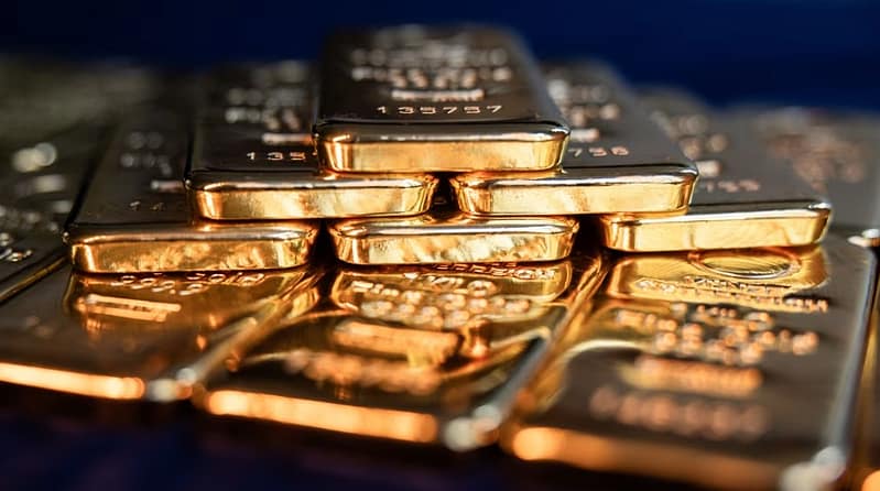 Gold Price Edges Up as Market Awaits Fed Minutes and Powell Speech
