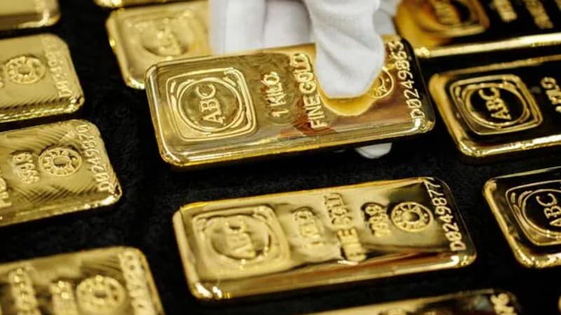 Gold Price Sets Another Record on Flight to Safety