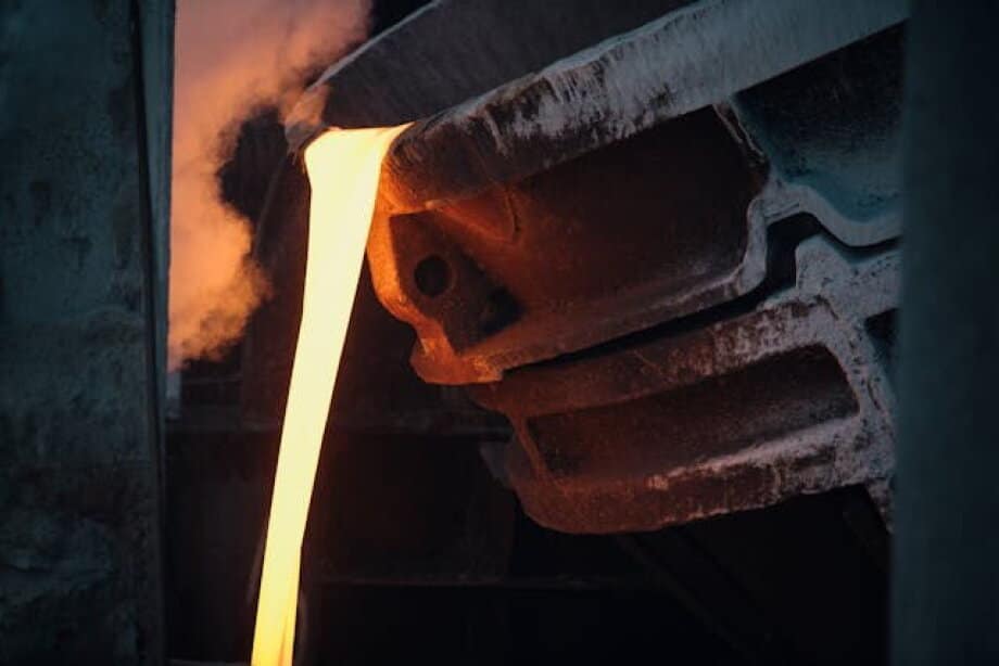 Poland Steel Production Soars 25.7% in June 2025