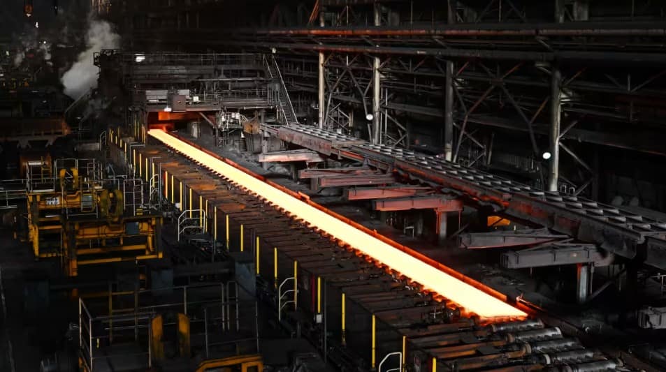 US Steel Imports Contract in August Due to Section 232 Tariffs: Flat Steel and Rebar Market Struggles