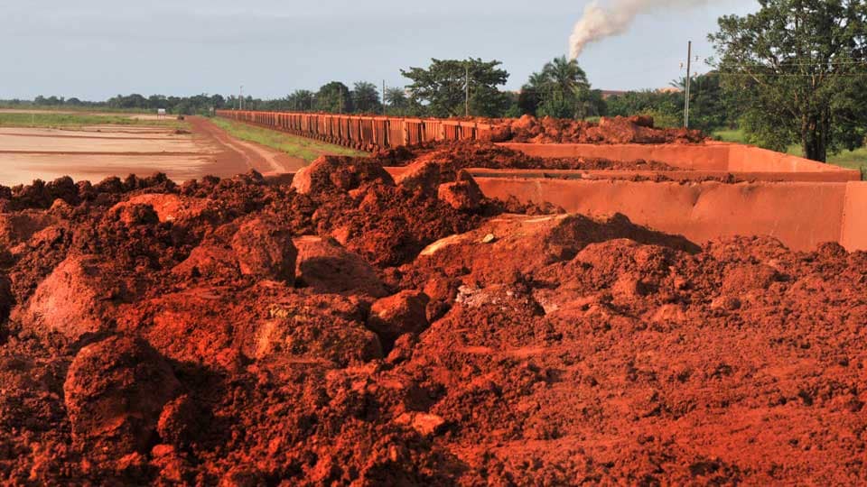Bauxite Exports Surge 23% in Q3 2025 Despite Challenges in Guinea